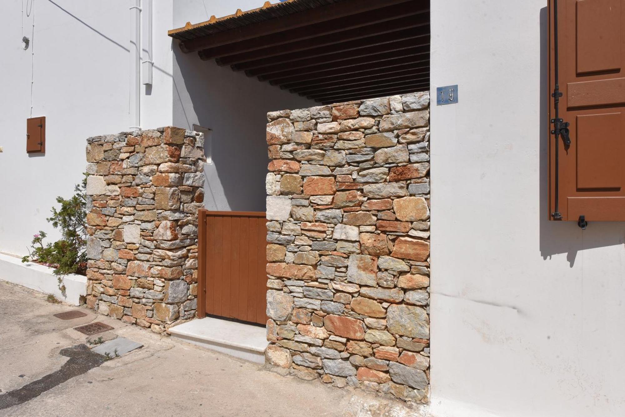 Konstantza Studios And Apartments Ermoupoli Exterior foto