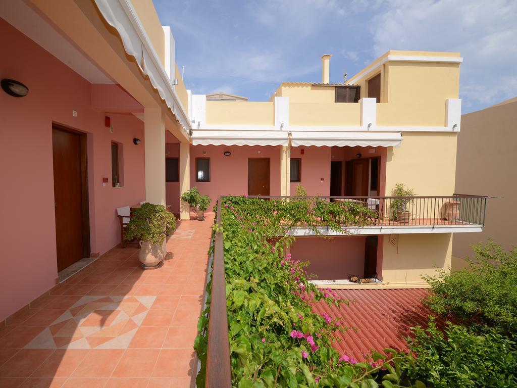 Konstantza Studios And Apartments Ermoupoli Exterior foto