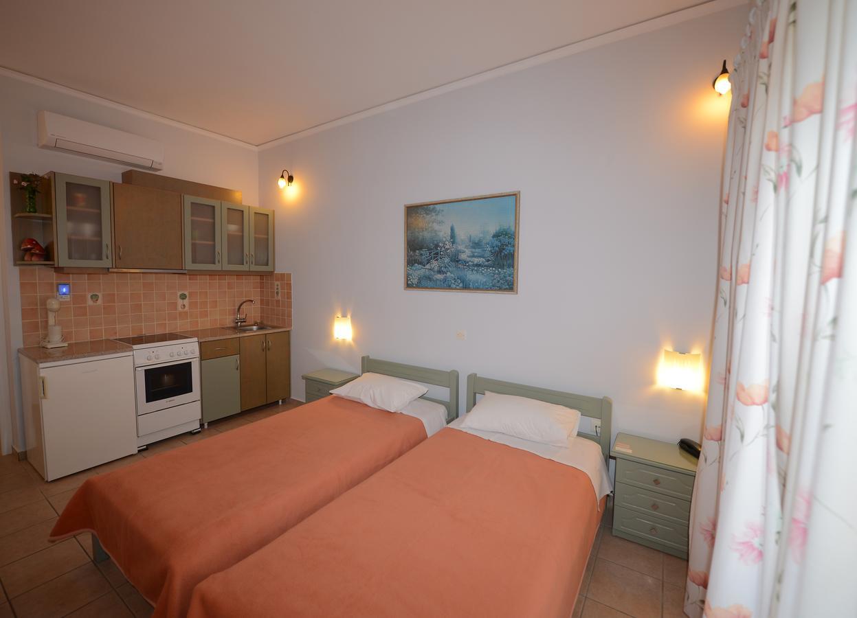 Konstantza Studios And Apartments Ermoupoli Exterior foto
